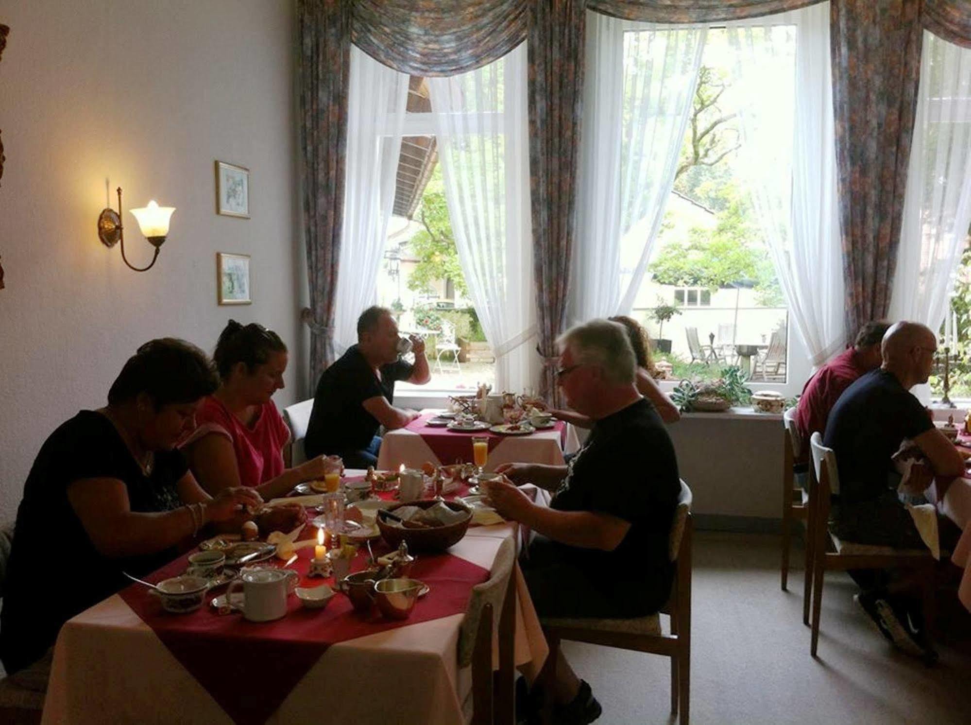 Hotel Seeufer Plön Εξωτερικό φωτογραφία